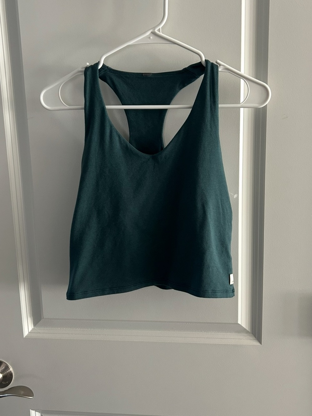 Vuori Halo Performance Crop Tank